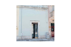 Casa indipendente da sistemare