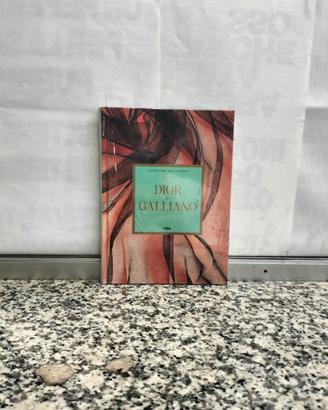 Leggende della Moda Dior by Galliano Libro 15 Rba