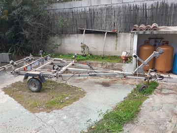 Carrello porta barca o gommone