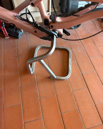 Cavalletto manutenzione ebike emtb shimano ep8 ep6