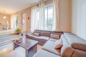 GALLARATE - VILLA INDIPENDENTE CON GIARDINO AI RON