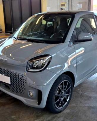 Smart ForTwo EQ Racingrey (22kW) Full Optional PRE
