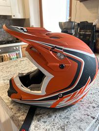 Casco motocross taglia S