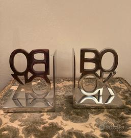 Fermalibro in acciaio con scritta BOOK