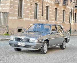 Alfa Romeo 90 2.0 Iniezione