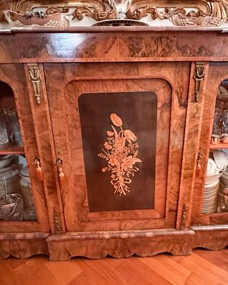 Credenza stile inglese in radica di noce