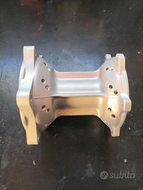 mozzo ruota Suzuki RM 250 1992 posteriore