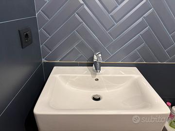 Lavandino bagno
