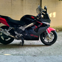 Honda vfr 800