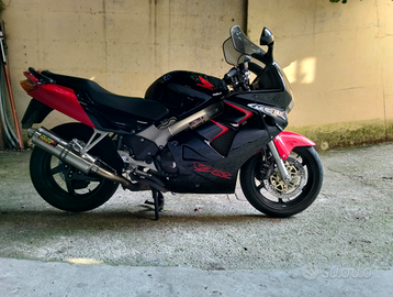 Honda vfr 800