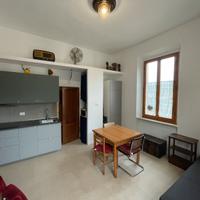 Quercianella (Livorno) Monolocale ristrutturato