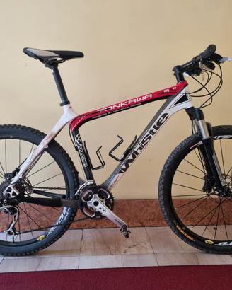 Mountain bike Whistle Tonkawa in carbonio