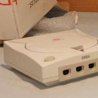 Console SEGA Dreamcast HKT-3000 NTSC J con Scatola