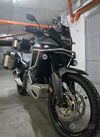 Honda transalp 750
