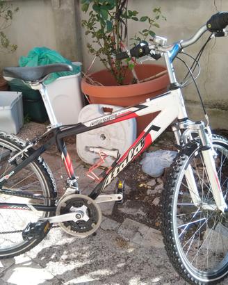 Biciletta Atala tipo Mountain Bike