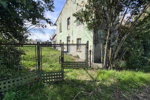 Casa indipendente di 150 m² con più di 5 locali e 