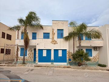 Intera casa a San Vito Lo Capo