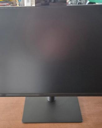 Monitor Samsung 24 pollici per videoconferenze 