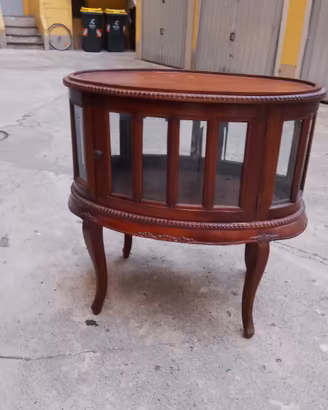 porta-liquori in arte povera.