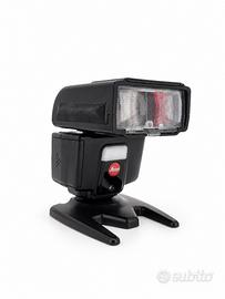 Flash Leica SF40 con scatola e custodia