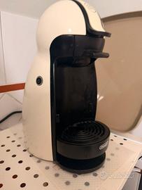 Macchinetta caffè Nescafe dolce gusto con capsule
