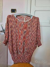 maglietta in filo  a righe sfumate tonalità calde