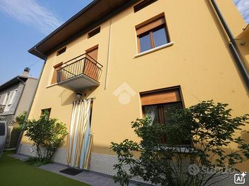 CASA INDIPENDENTE A MANERBIO