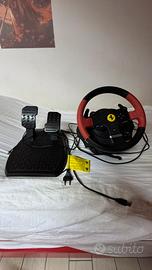 Volante con pedaliera Thrustmaster T150 Ferrari