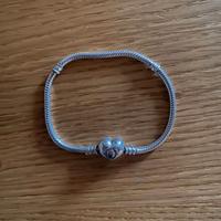 PANDORA_Bracciale con Chiusura a Cuore