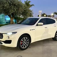 Maserati Levante V6 Diesel 275 CV AWD