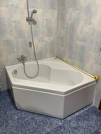 Vasca da bagno angolare