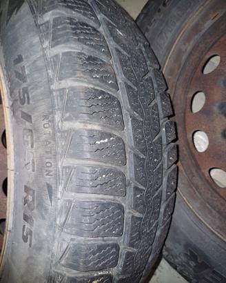 gomme 175/65 r15
