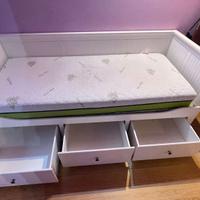 Struttura letto  (singolo o matrim) + Sscrivania