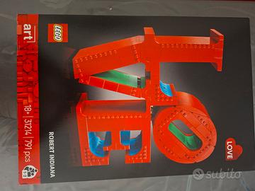 Lego Robert Indiana scritta LOVE