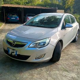 Opel Astra j 1.6 115cv