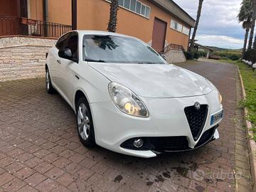 Alfa Romeo Giulietta 2.0 JTDm-2 140 CV Distinctive