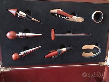 cassetta in legno per bottiglie con accessori