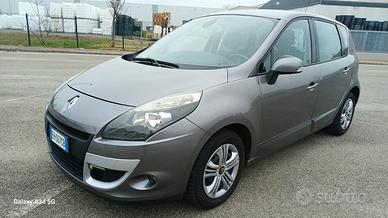 RENAULT SCENIC TURBO DIESEL