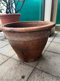 Vasi in terracotta usati
