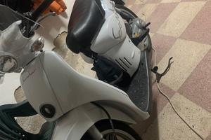 Scarabeo piaggio 50 2t
