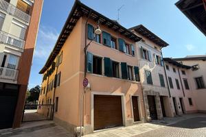 Casa di testa in centro a Udine