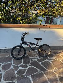 Bicicletta BMX