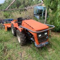 Trattore agricolo gommato