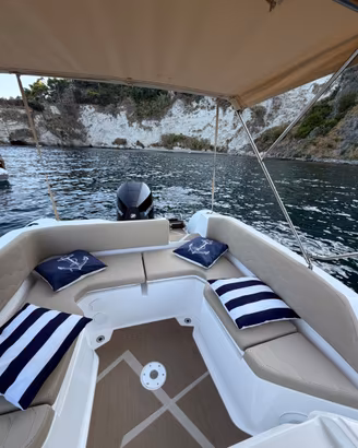 Sea Prorp 24 modello nuovo con wc anno 2025 300 cv