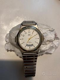 Orologio Q&Q vintage