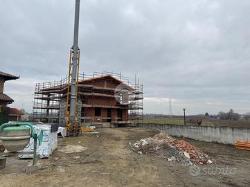 PORZIONE DI BIFAMILIARE A CARMAGNOLA