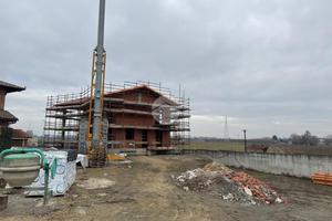 PORZIONE DI BIFAMILIARE A CARMAGNOLA