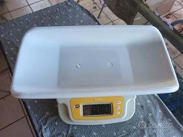 Bilancia Digitale per neonatale