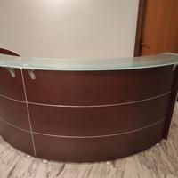 Bancone reception circolare