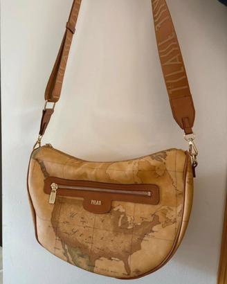 Borsa mezzaluna media Alviero Martini